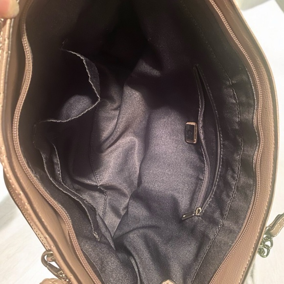 Guess Quilted Tote - Picture 12 of 16